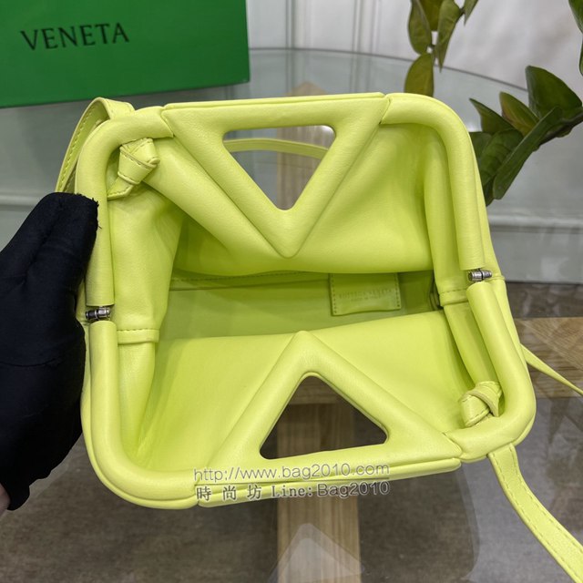 Bottega veneta高端女包 98088 寶緹嘉THE TRIANGLE BV專櫃新款海草黃三角形五金手提女包  gxz1135